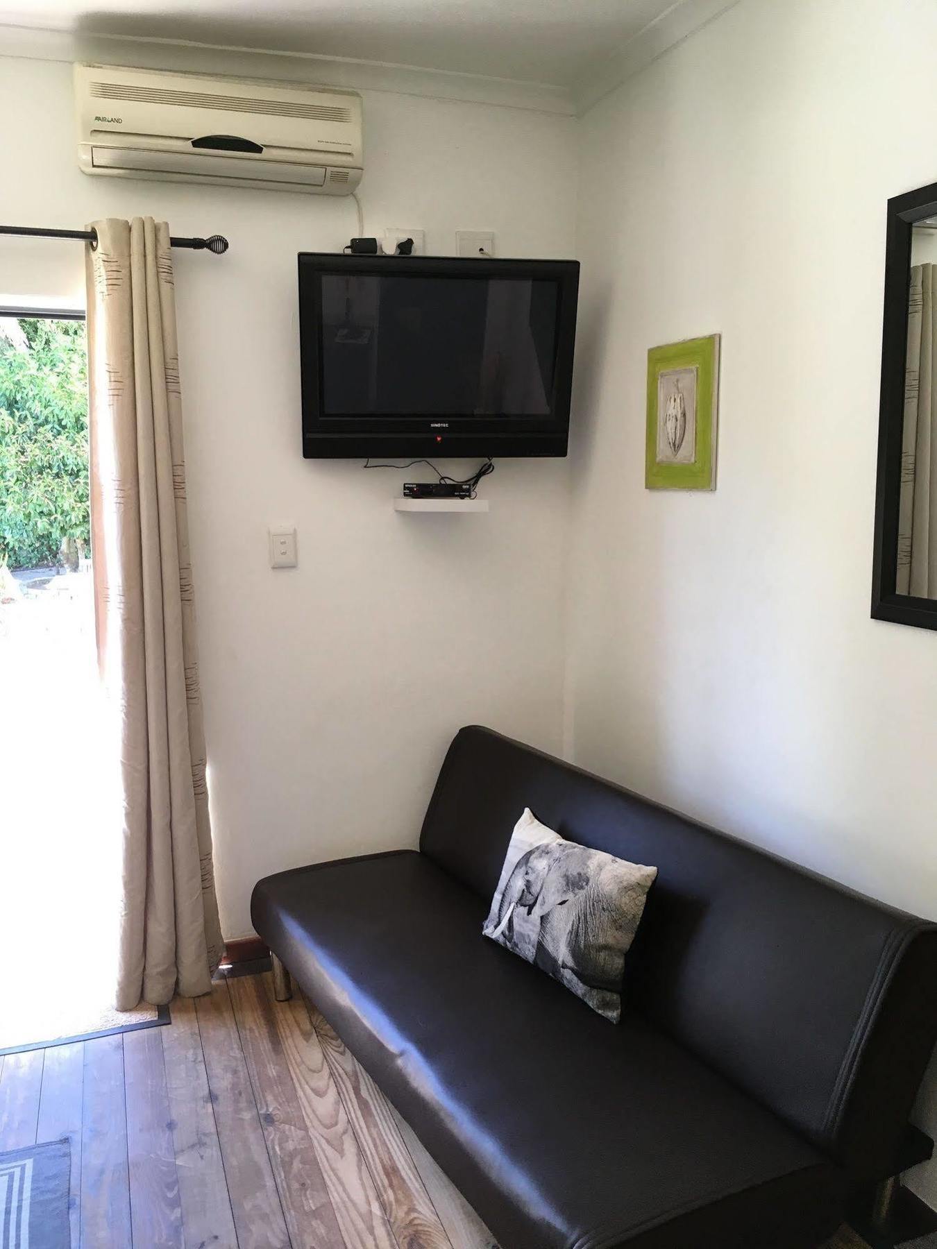Ons Stee Bed And Breakfast Wellington Esterno foto