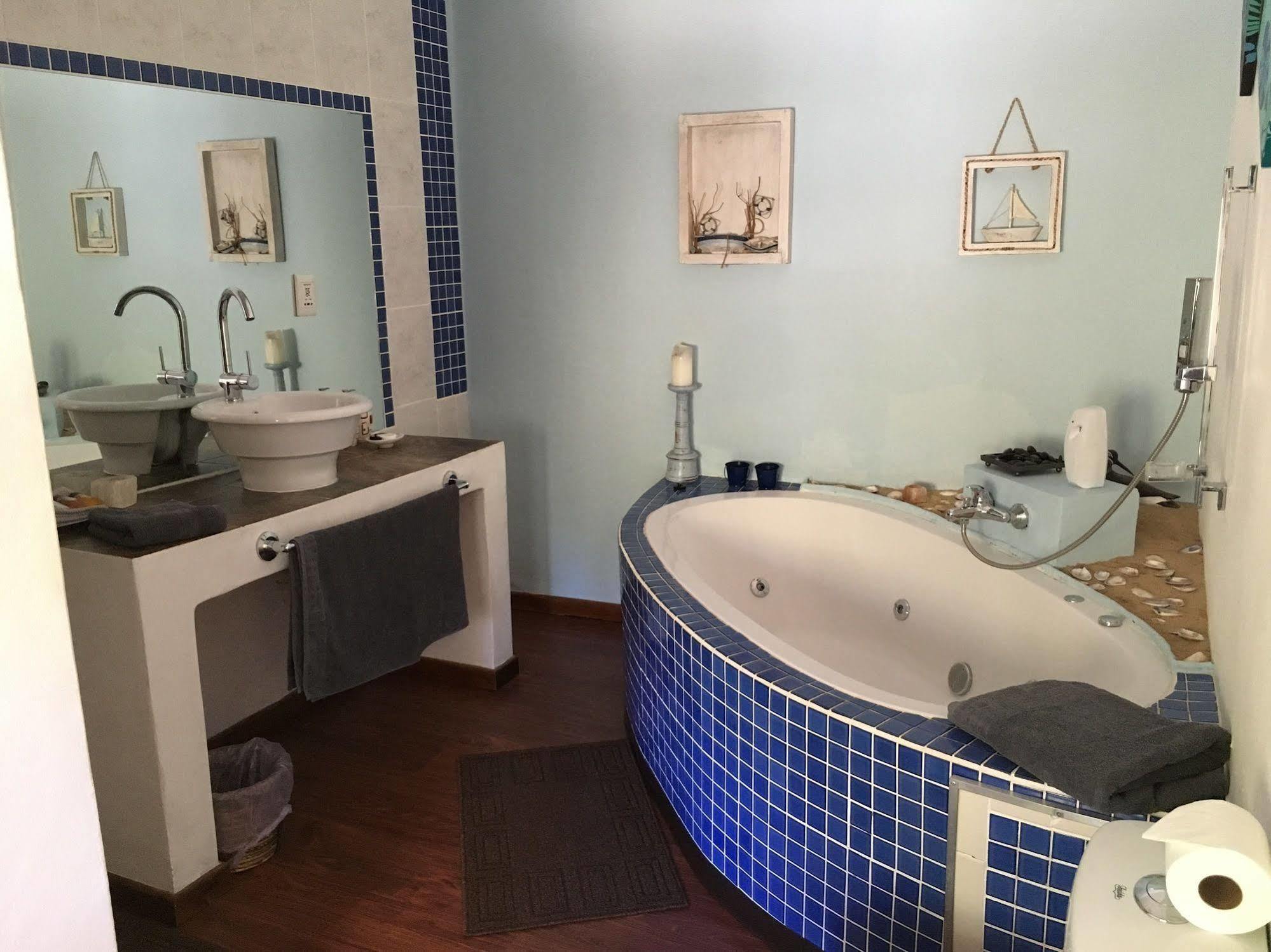 Ons Stee Bed And Breakfast Wellington Esterno foto
